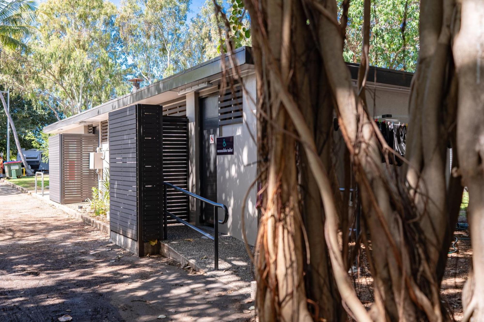 Big4 Tasman Holiday Parks - Rowes Bay Townsville Bagian luar foto