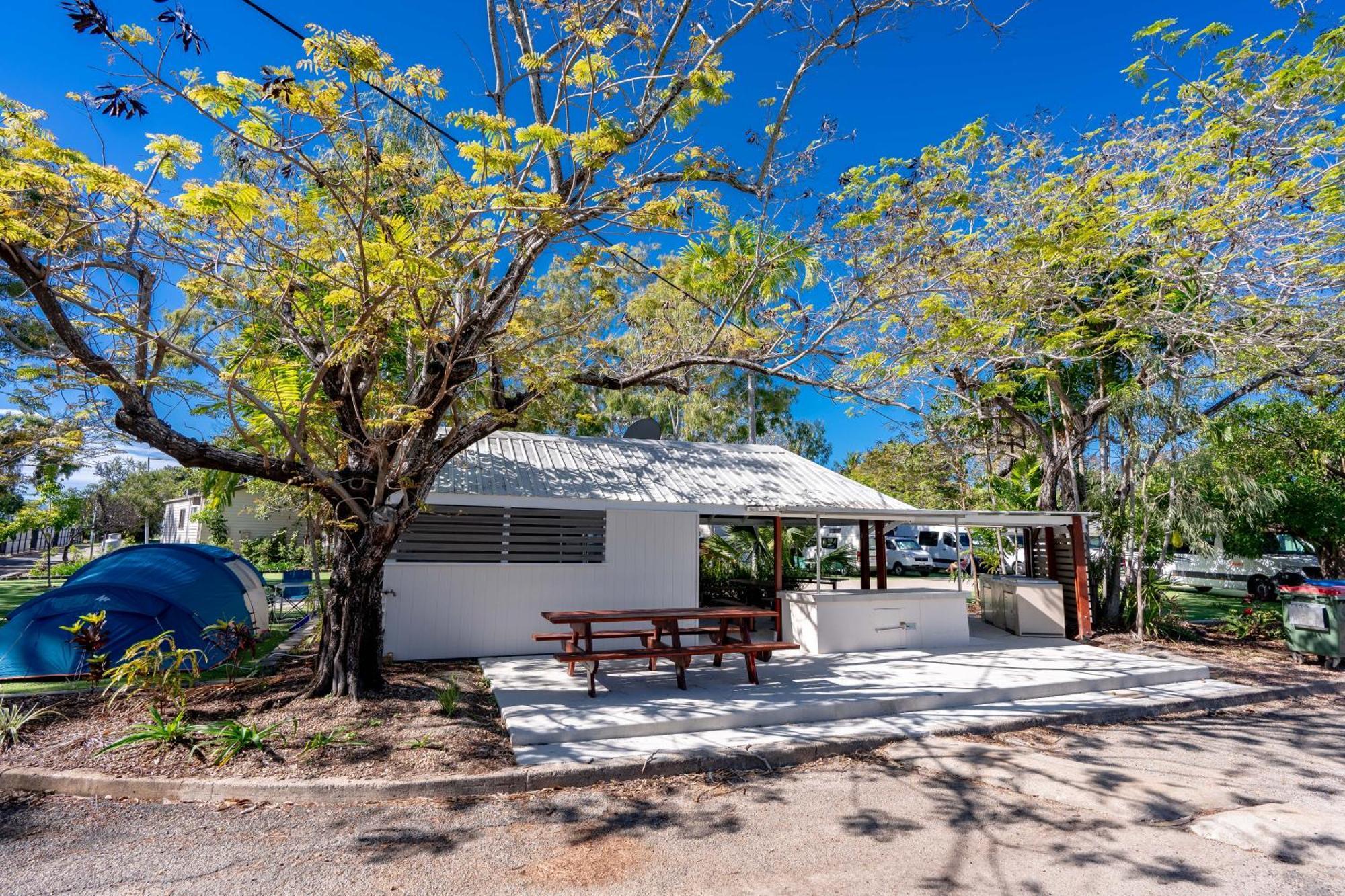 Big4 Tasman Holiday Parks - Rowes Bay Townsville Bagian luar foto