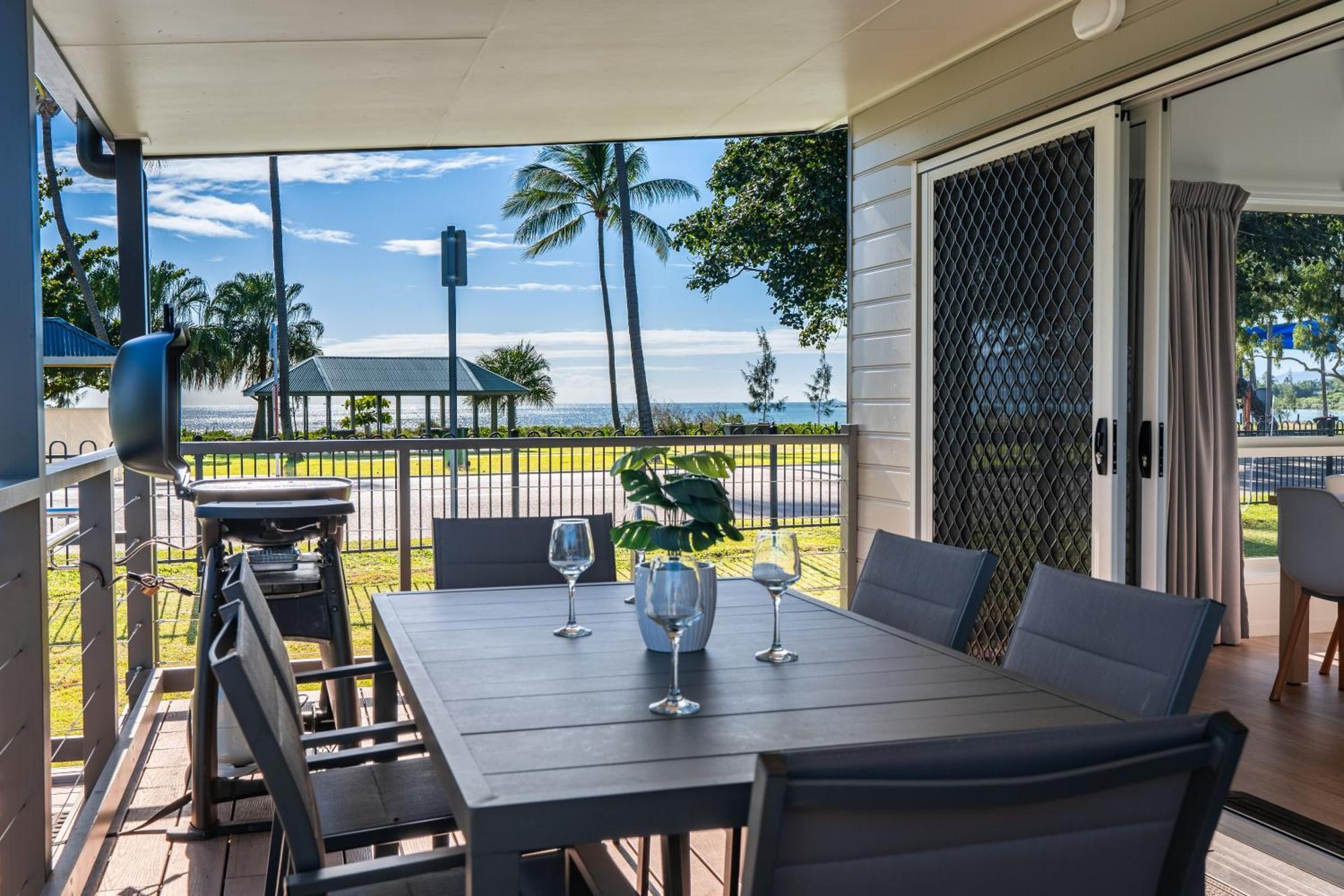 Big4 Tasman Holiday Parks - Rowes Bay Townsville Bagian luar foto